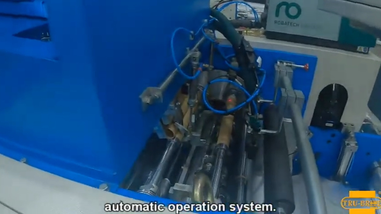 全自動六軸複捲機 + 全自動收縮膜包裝機